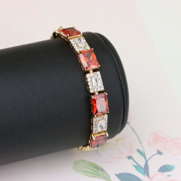 "Rose Gold Bracelet with Red & White Crystals, XPBL0892 - Picture 9 of 12